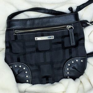 Nine West | Black Crossbody Purse | Adjustable Strap | GUC